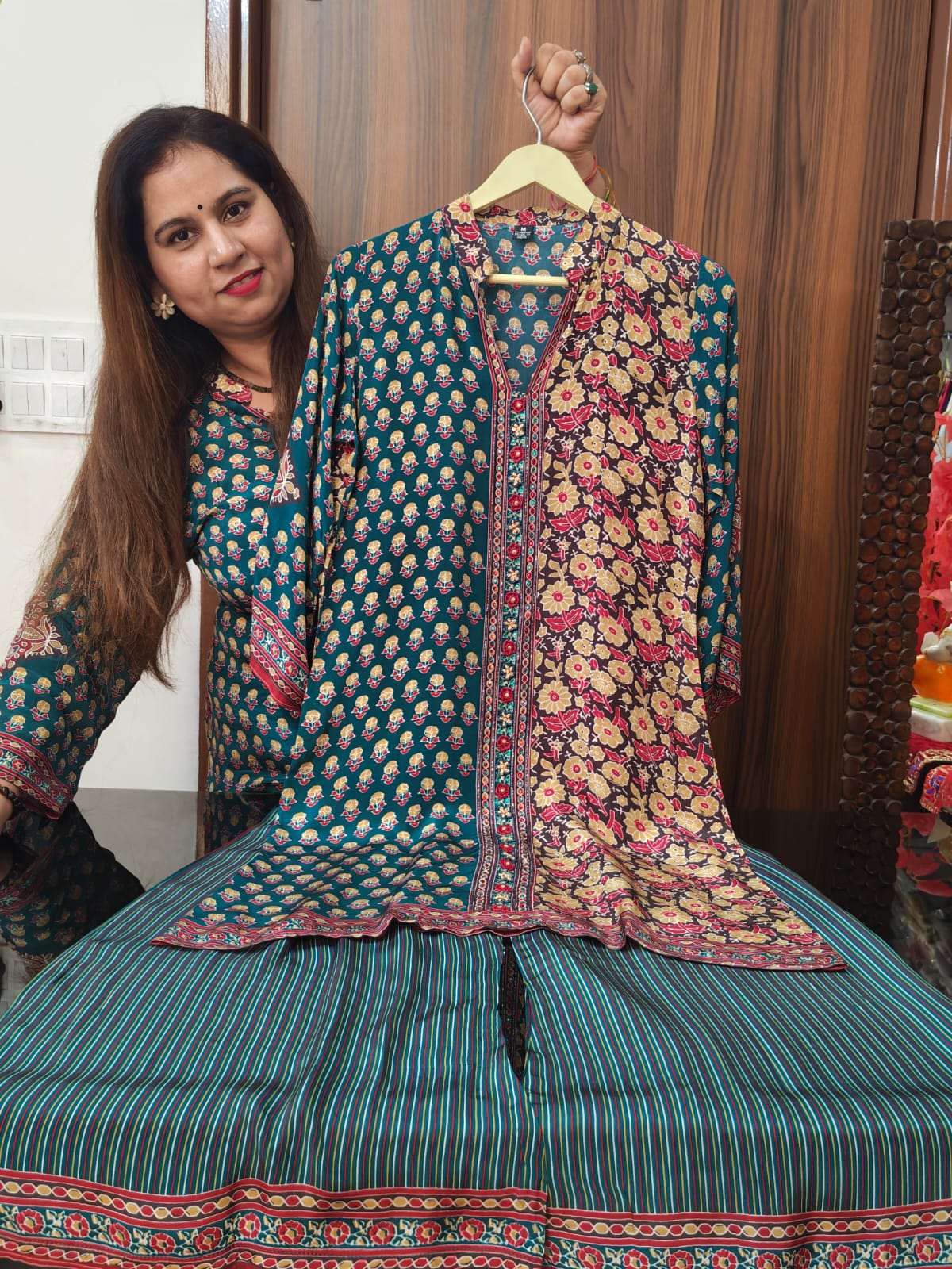 Inaaya green crape co-ord suit set (INCP 155)