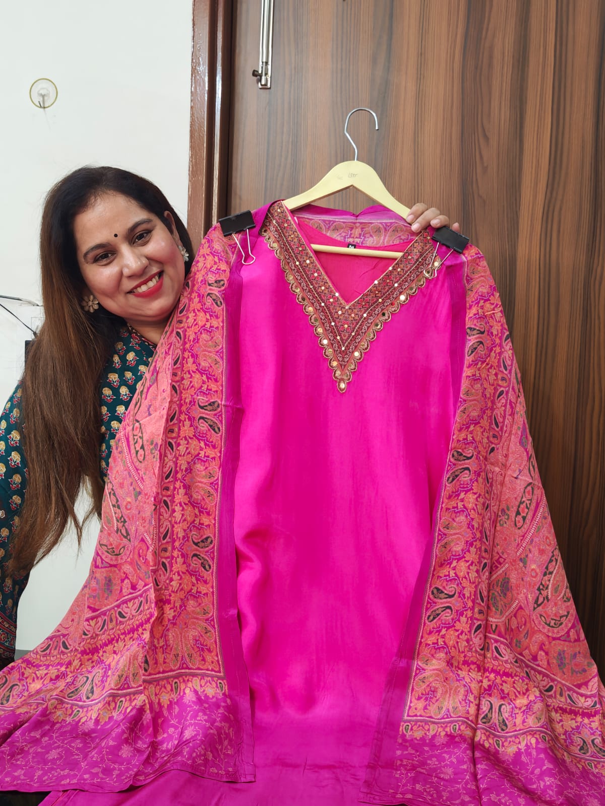 Inaaya neon pink crape straight suit set (INCP 157)