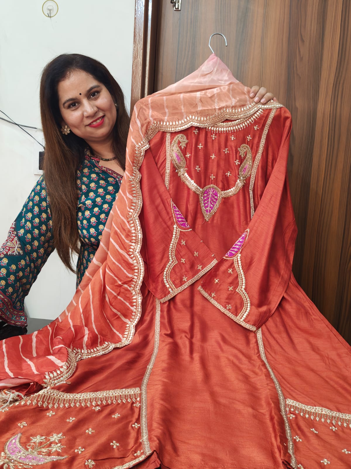 Inaaya camellia pure russian silk suit set (INCP 163)