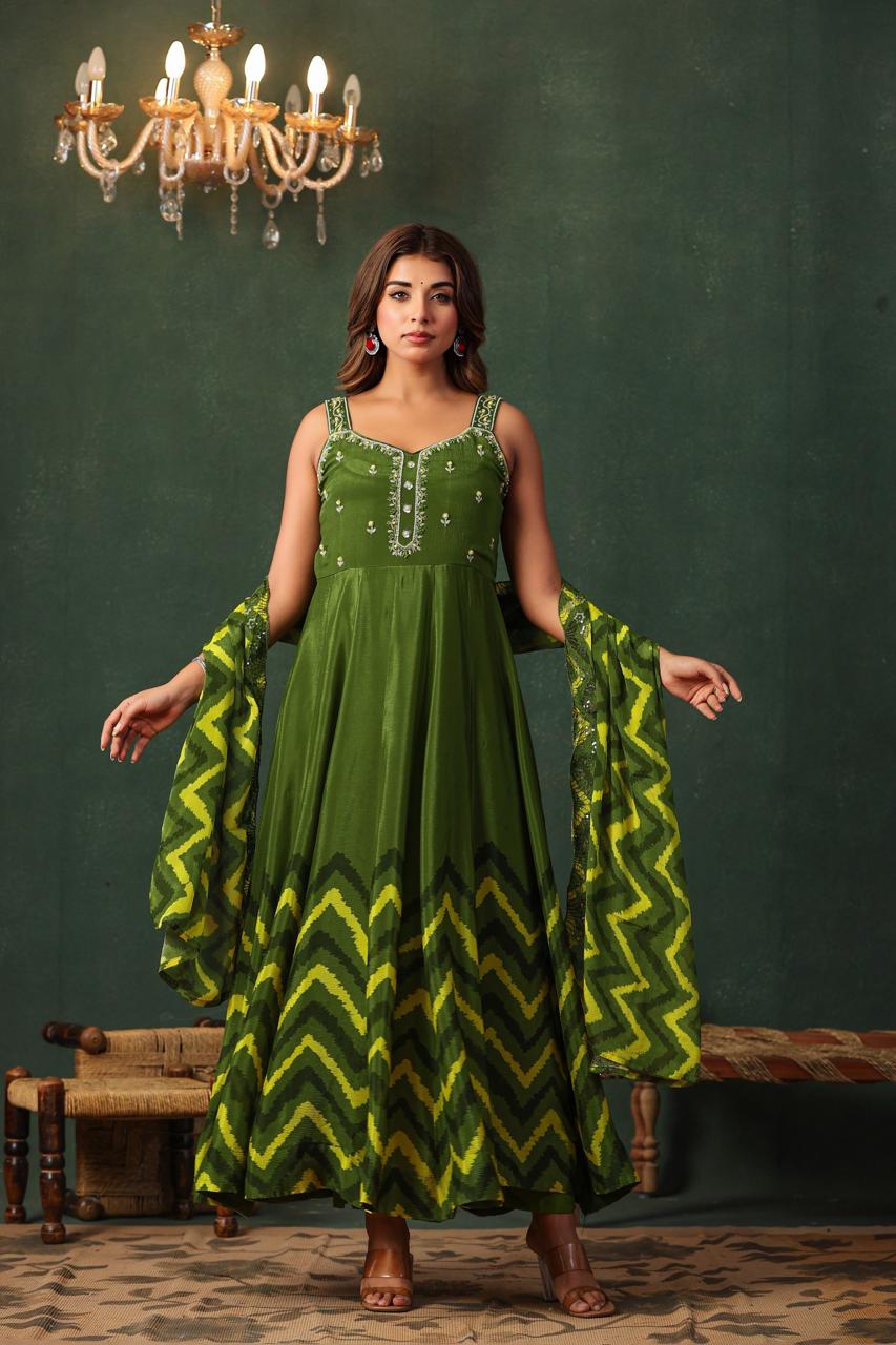 Inaaya forest green chinnon anarkali suit set (INCP 173)