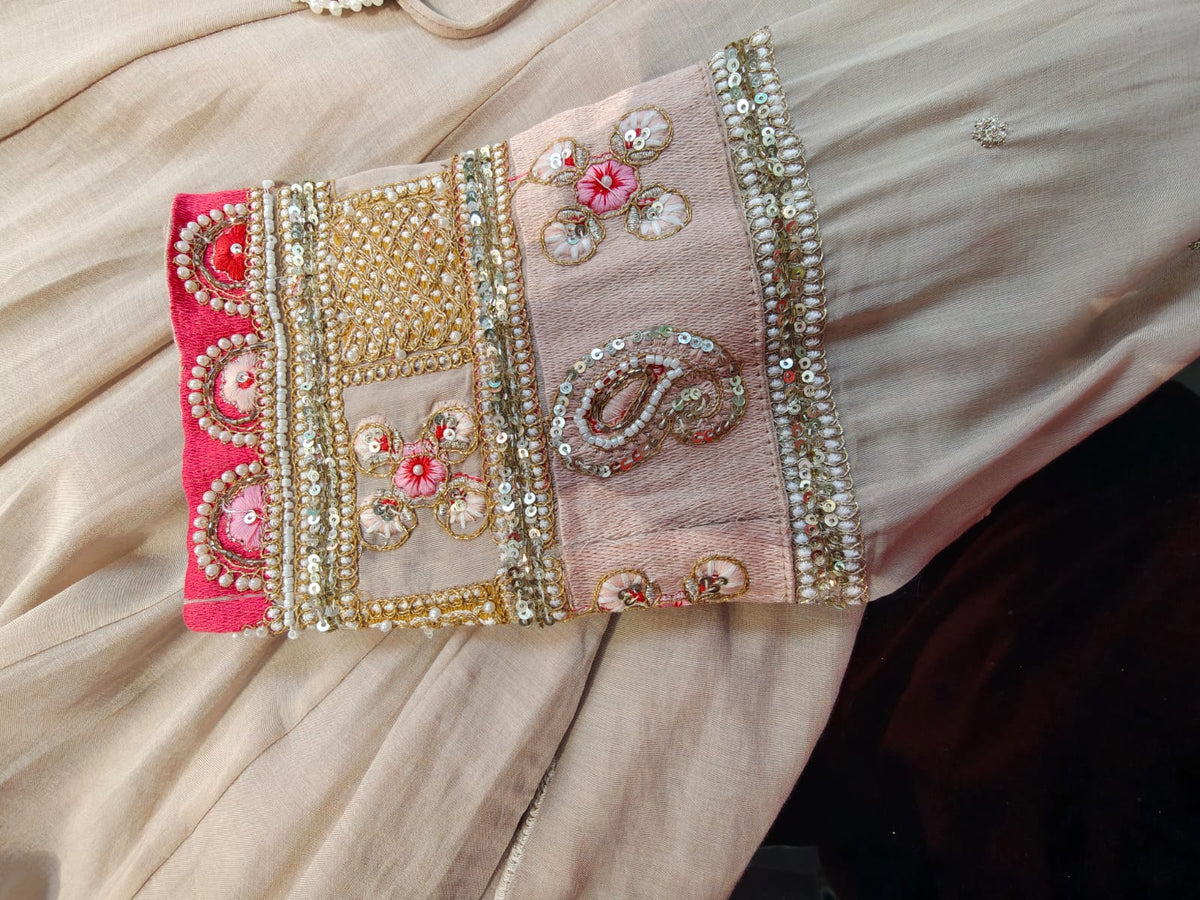 Inaaya pale silver mul chanderi anarkali suit set (INCP 092)