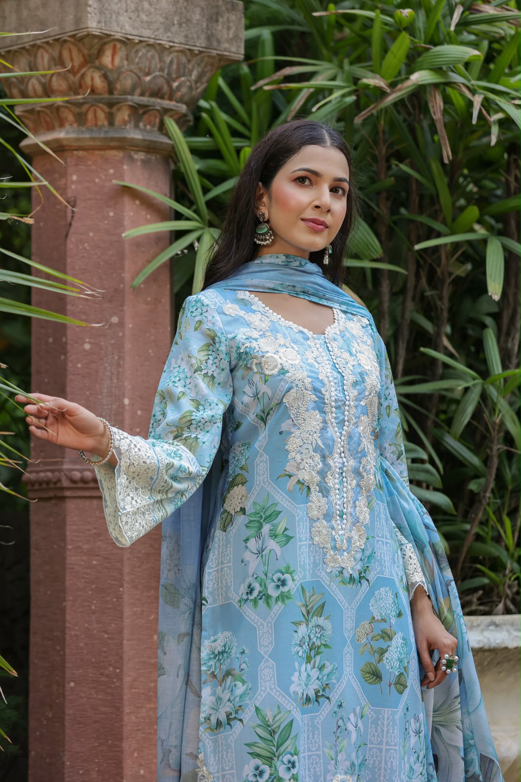 Inaaya powder blue chinnon festive wear suit set (INCP 054)