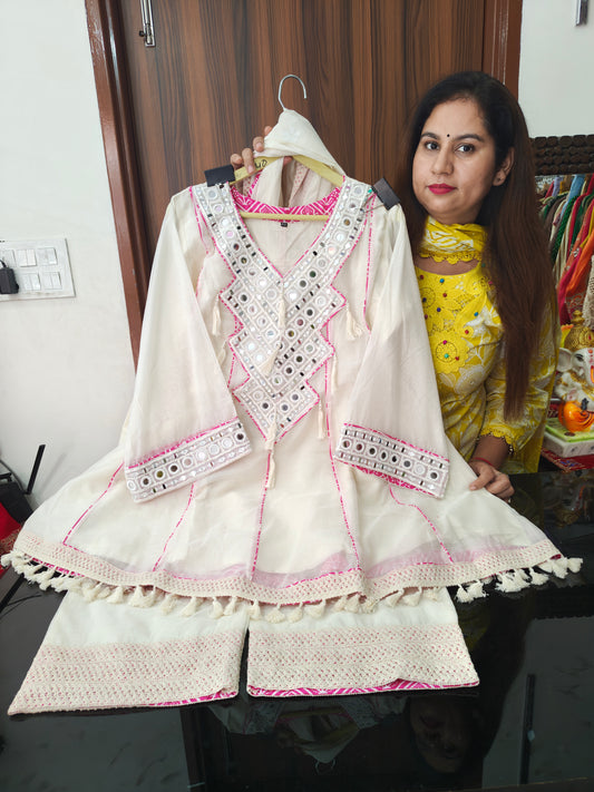 Inaaya Ivory russian silk suit set (INCP 058)
