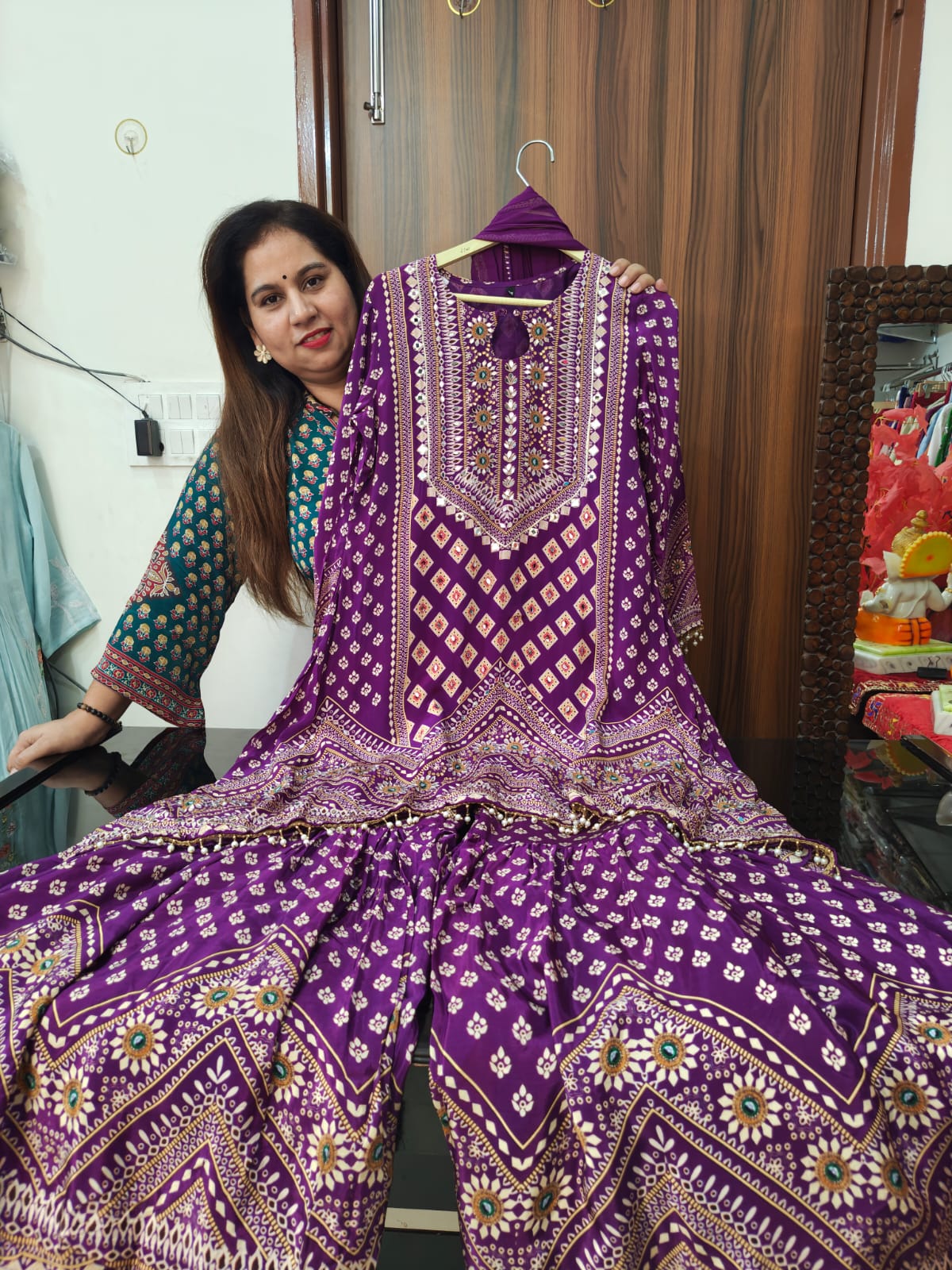 Inaaya byzantine pure crape suit set (INCP 171)