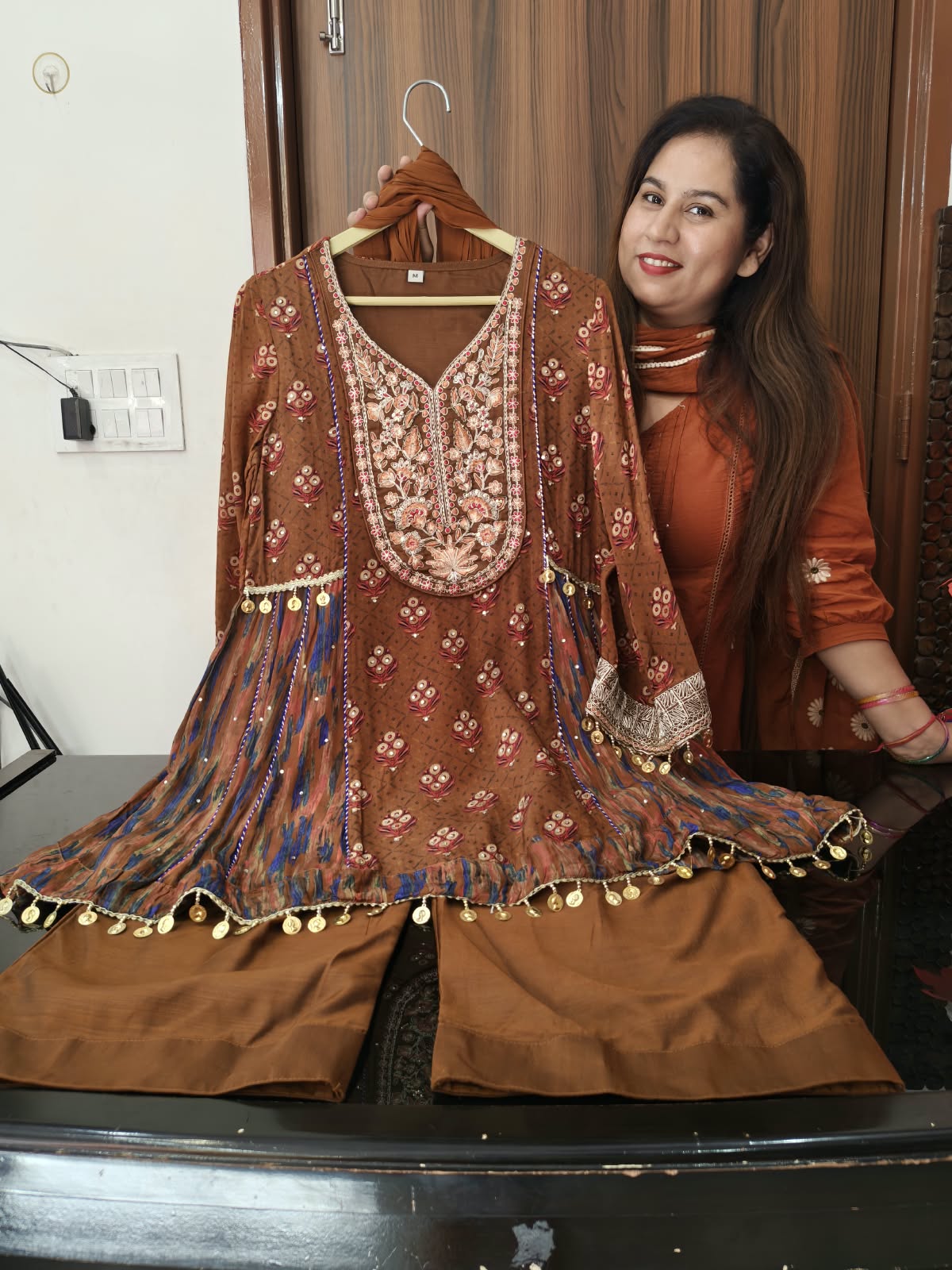Inaaya kincha brown crape farshi suit set (INCP 202)
