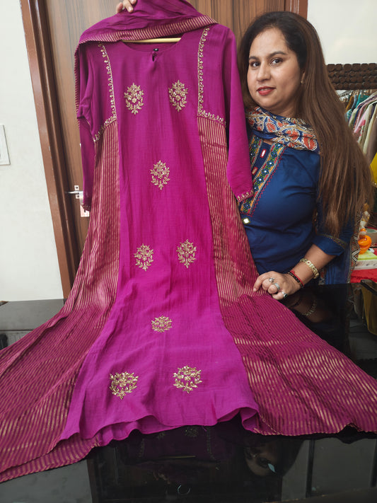 Inaaya pure mul chunderi suit set (INCP 080)