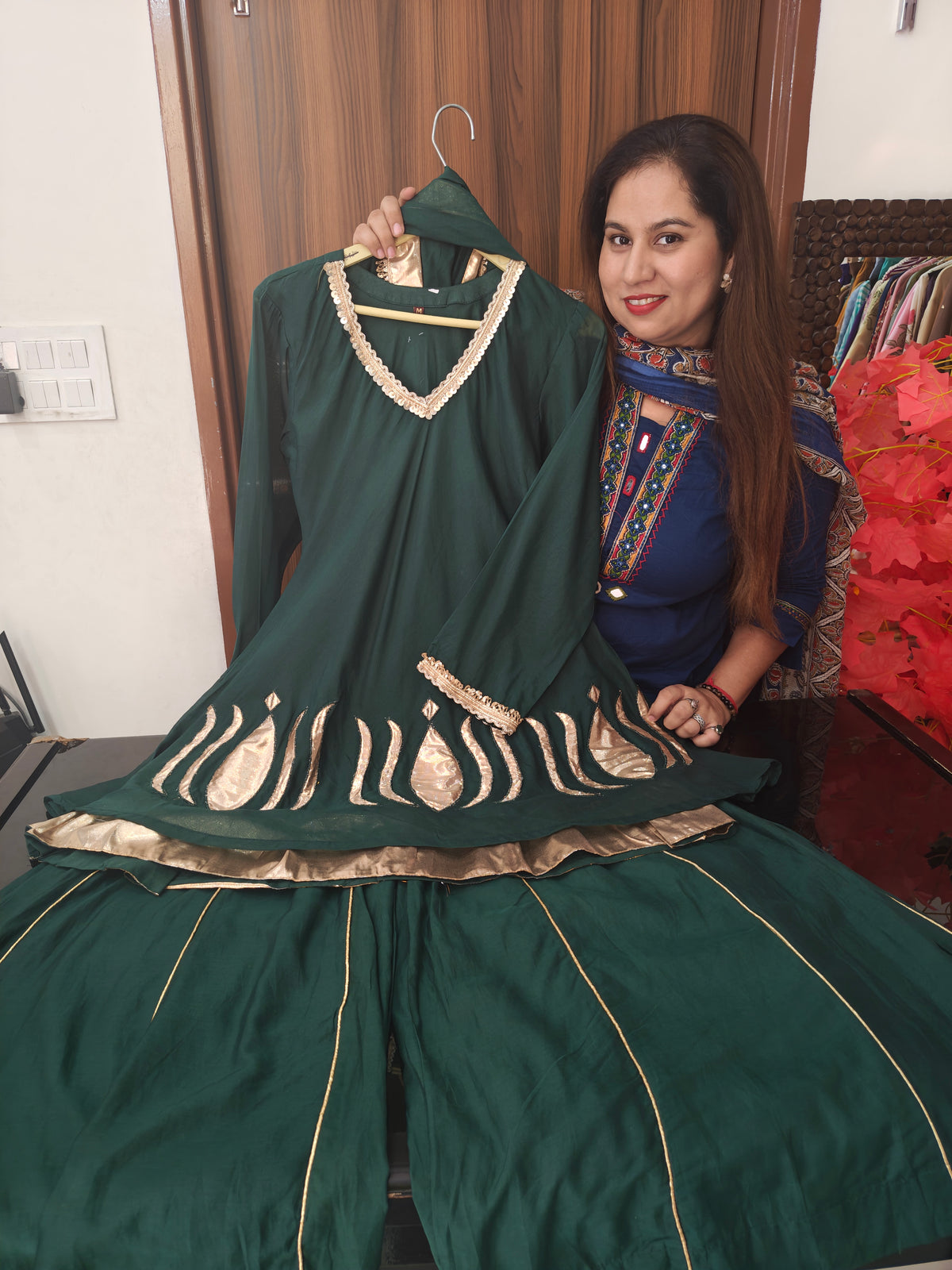 Inaaya pure mul chunderi suit set (INCP 076)
