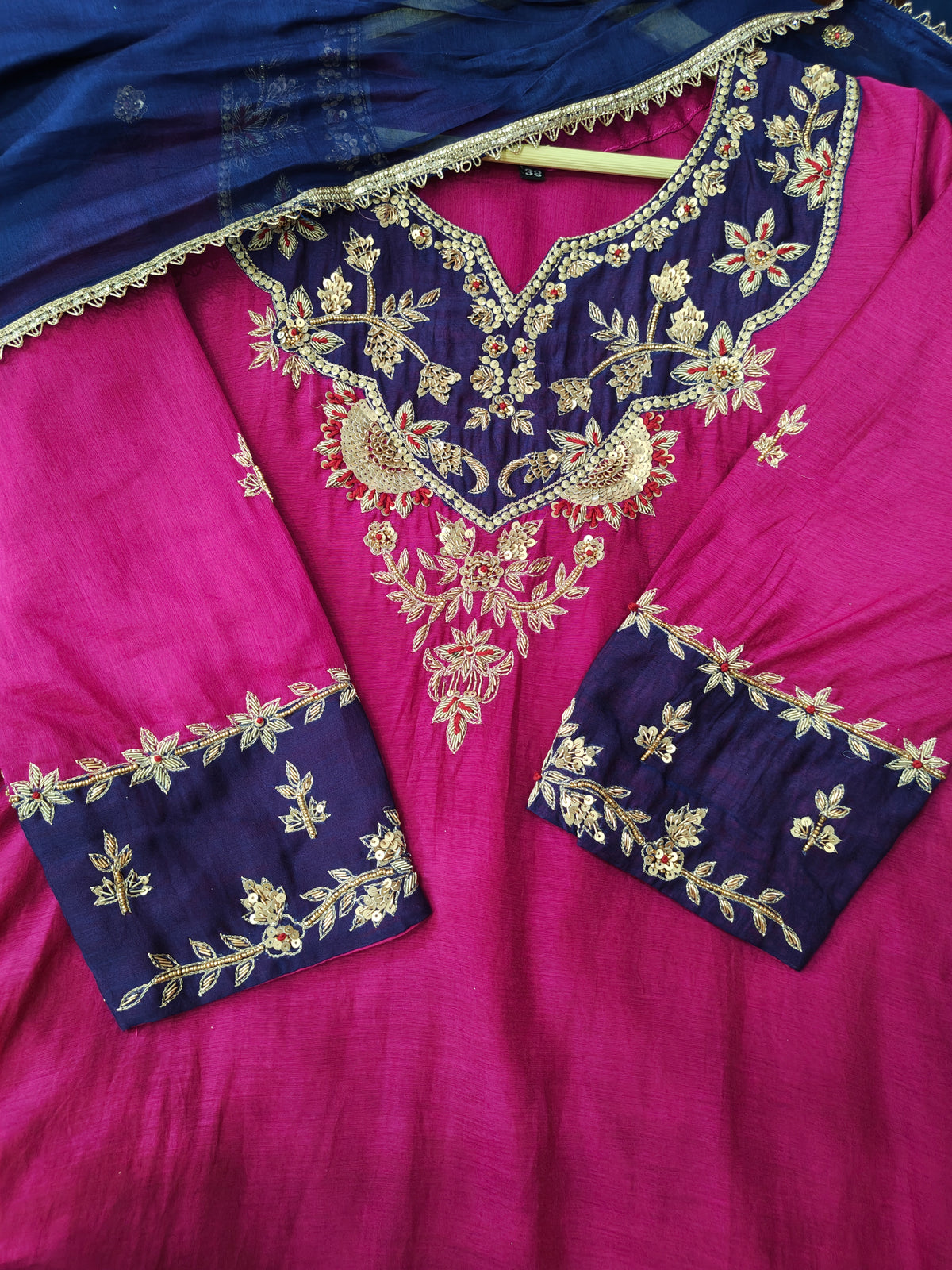 Inaaya pure mul chunderi suit set (INCP 085)