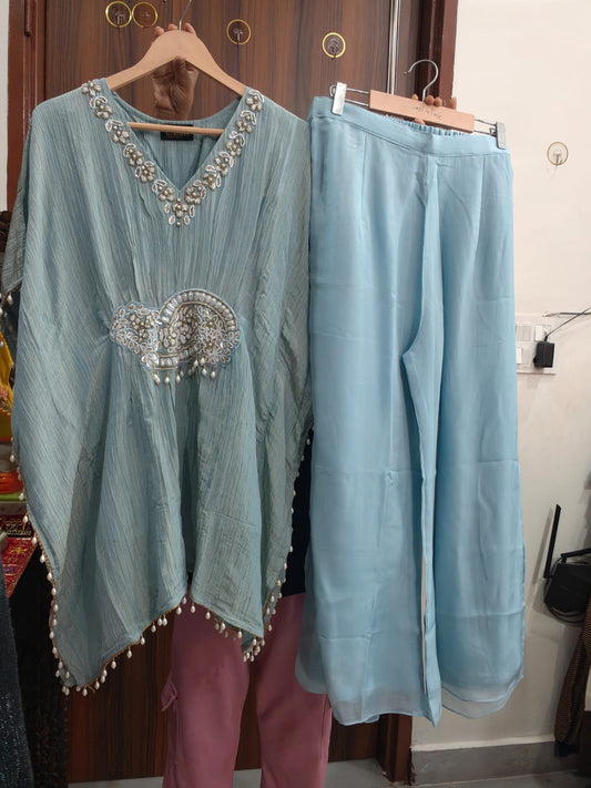 Inaaya Crushed Silk Kaftan Set
