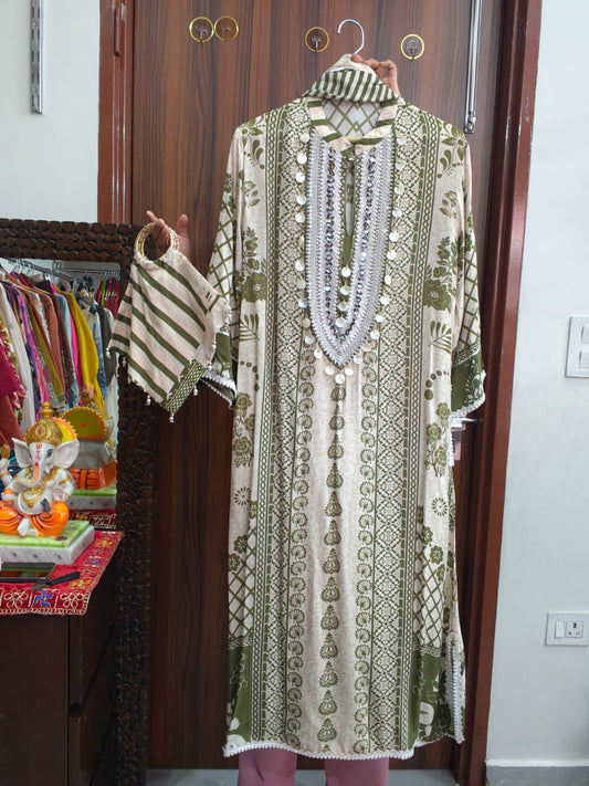 Inaaya Geometric Printed Kurta Set