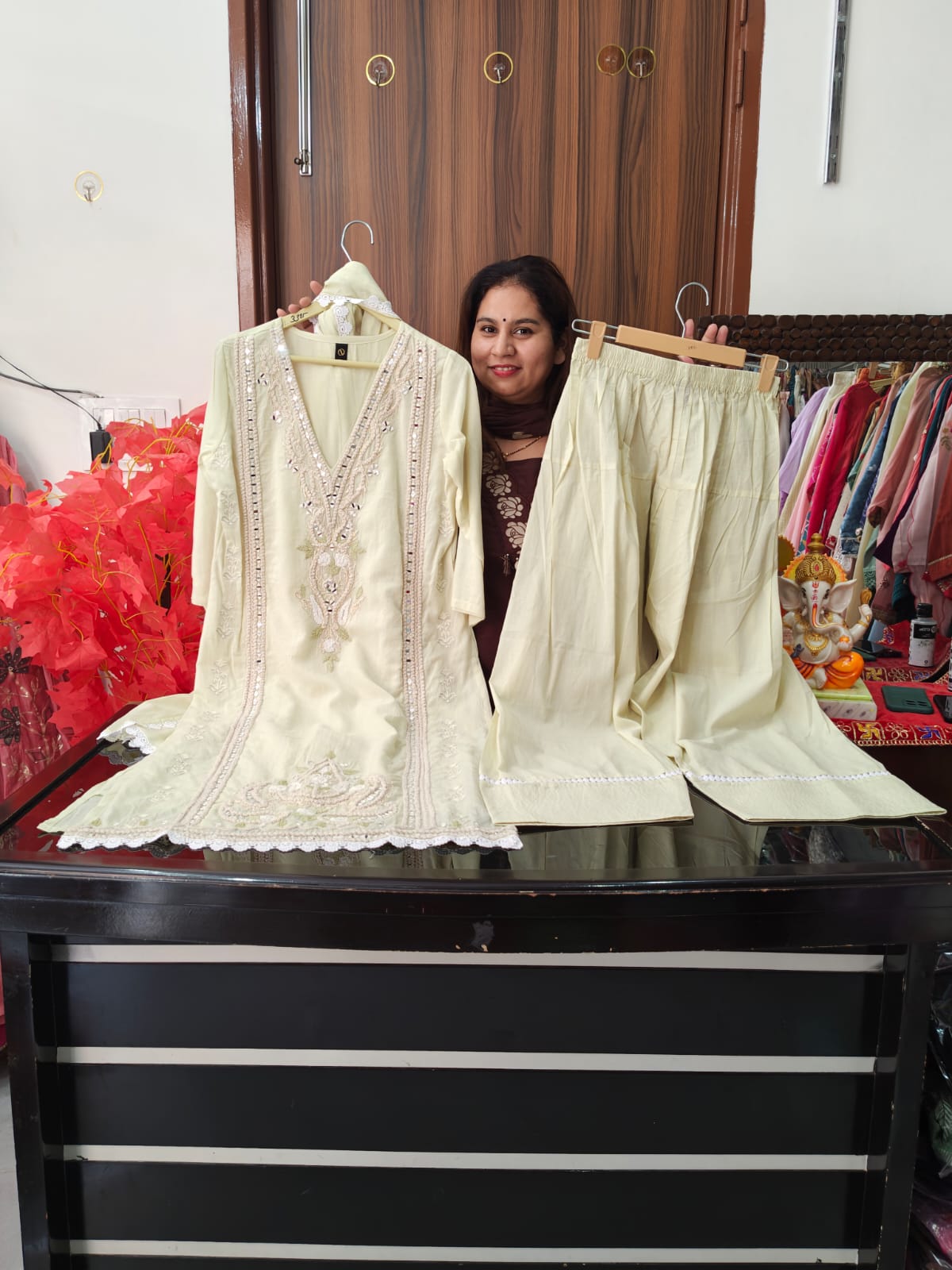 Inaaya premium cotton farshi suit set (INCP 039)