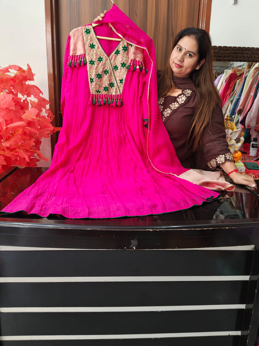 Inaaya pink mul chanderi suit set (INCP 034)